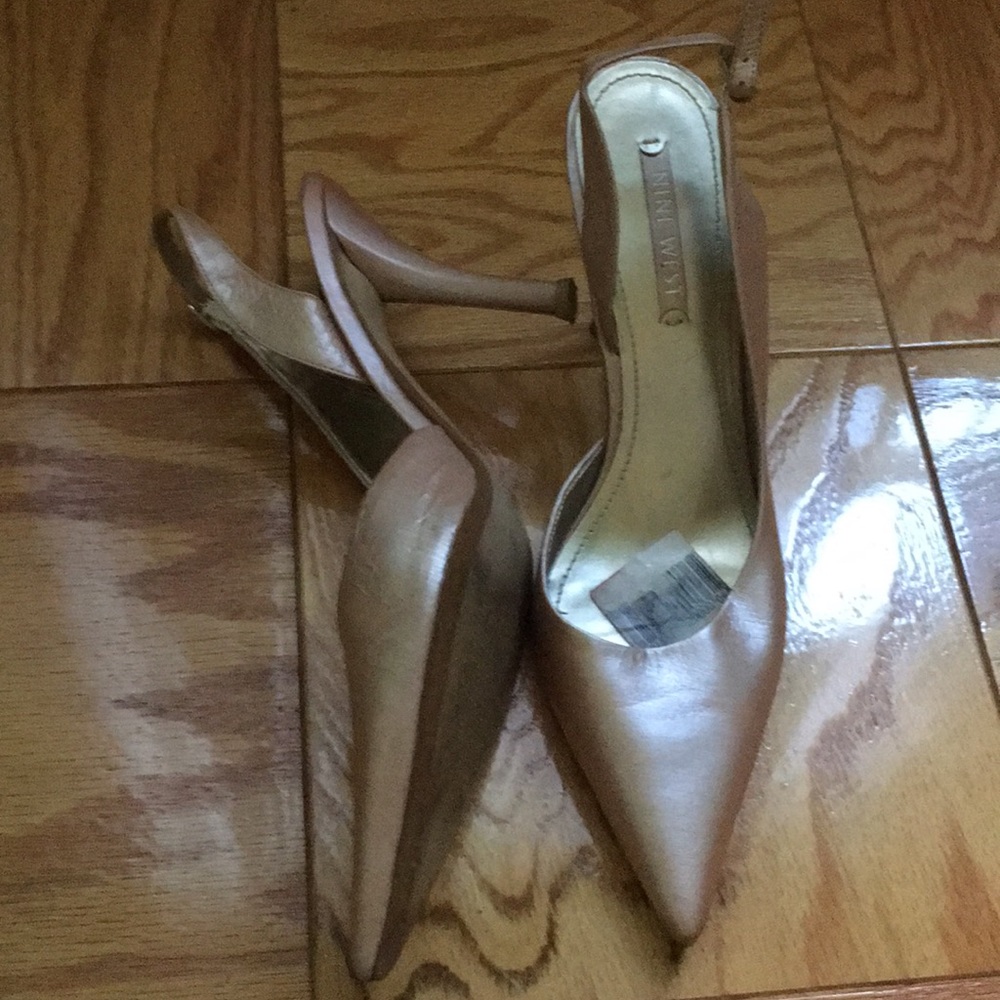 Shoe - Picture 2 of 2